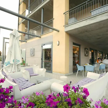 Hotel Agorà Calamandrana