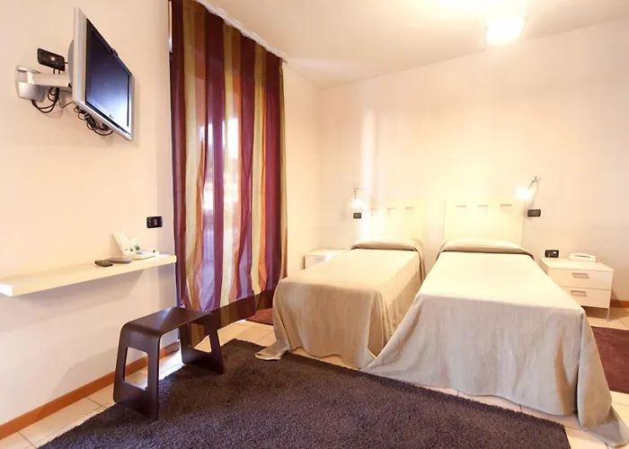 Agora 3* Calamandrana