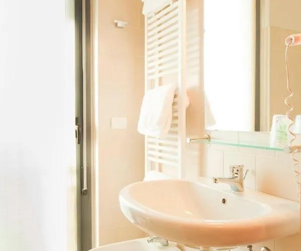 Agora 3* Calamandrana